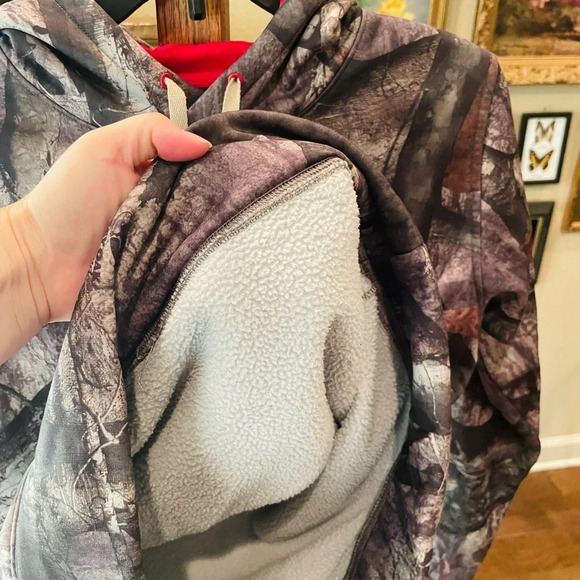 Under Armour Mossy Oak women’s camo pullover hoodie SZ M camo & pink - Picture 10 of 14
